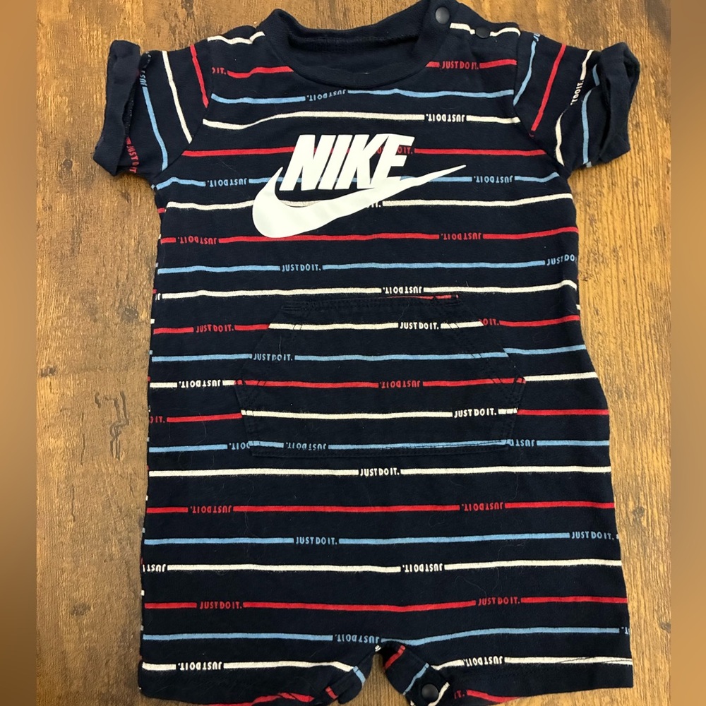 Nike Boy’s 6M Outfits - Picture 5 of 6